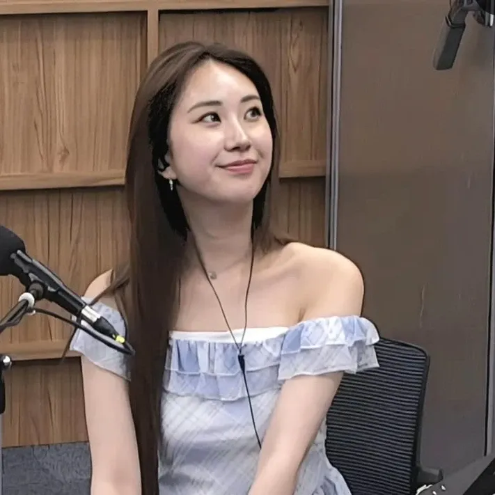 Foto terbaru dari Jeon Yujin
