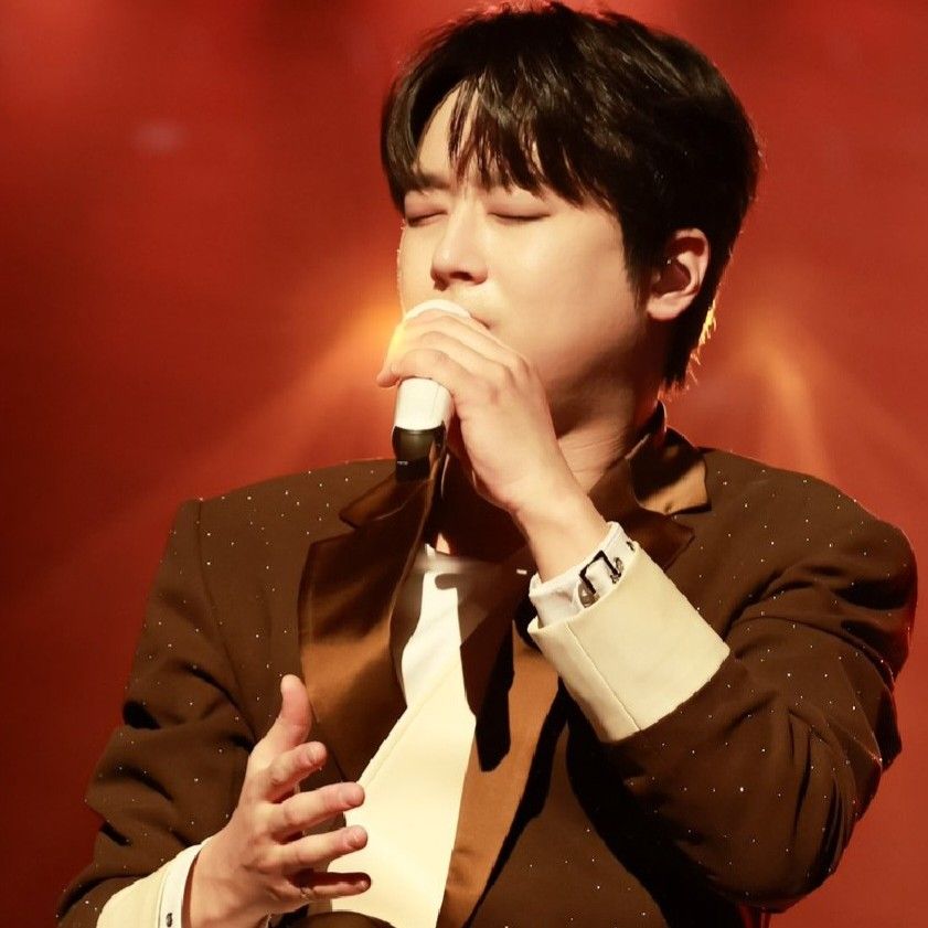 이찬원의 최신 사진