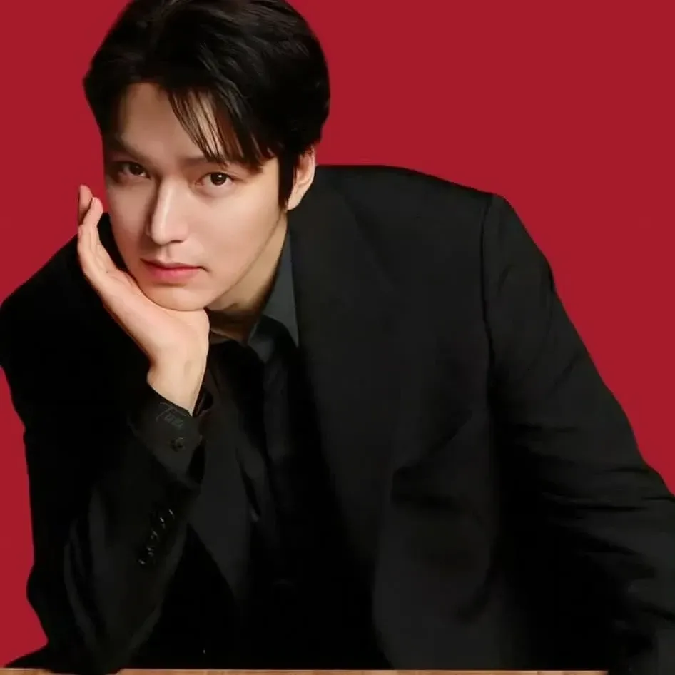 Behind-the-scenes cut of Lee Minho