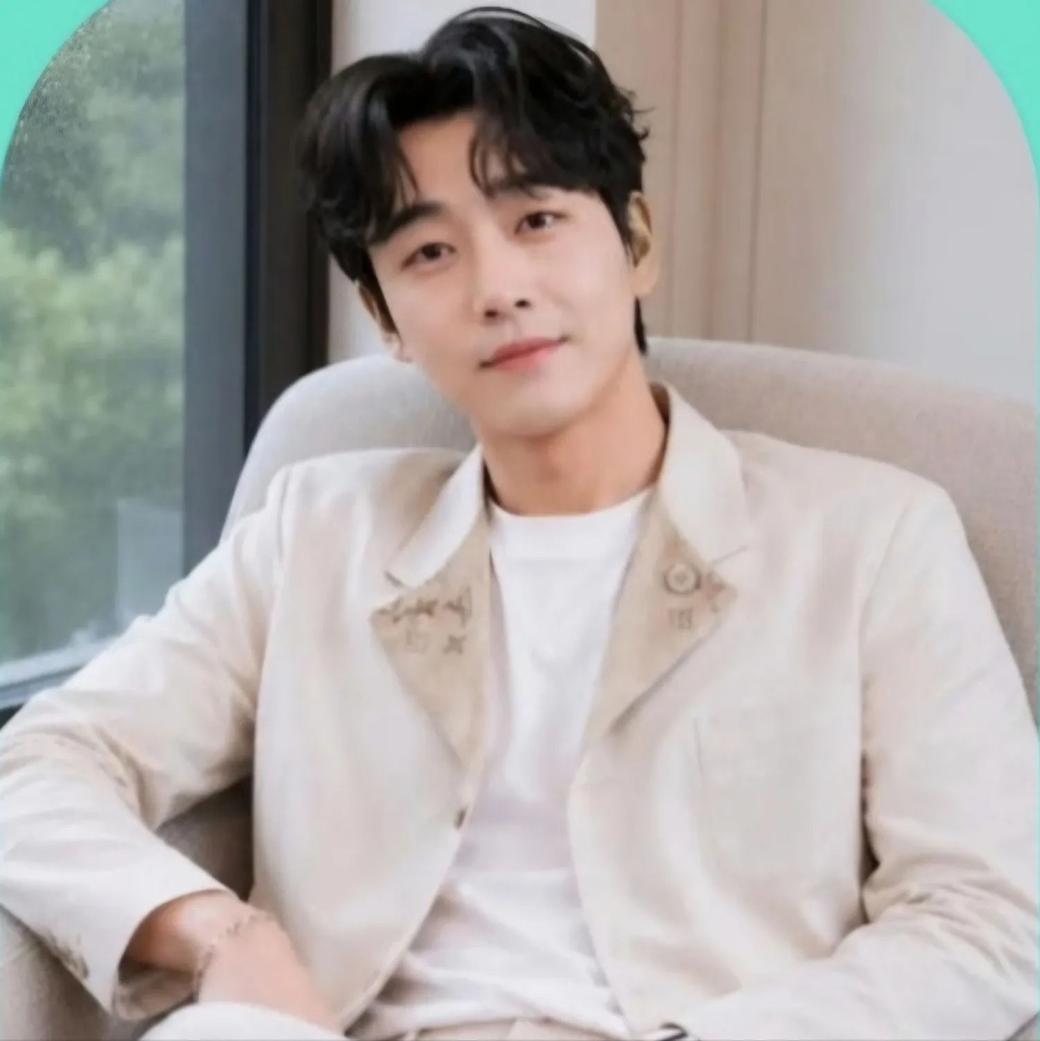 Behind-the-scenes cut of Hwang Youngwoong
