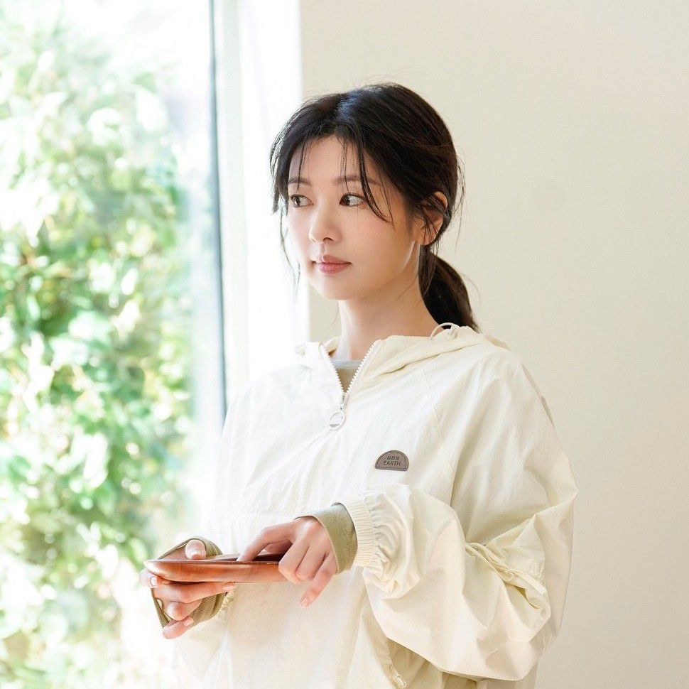 Recent activity shot of Jung Somin