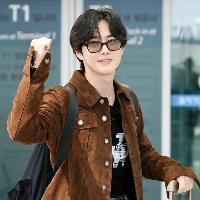 粉絲拍下的Suho瞬間