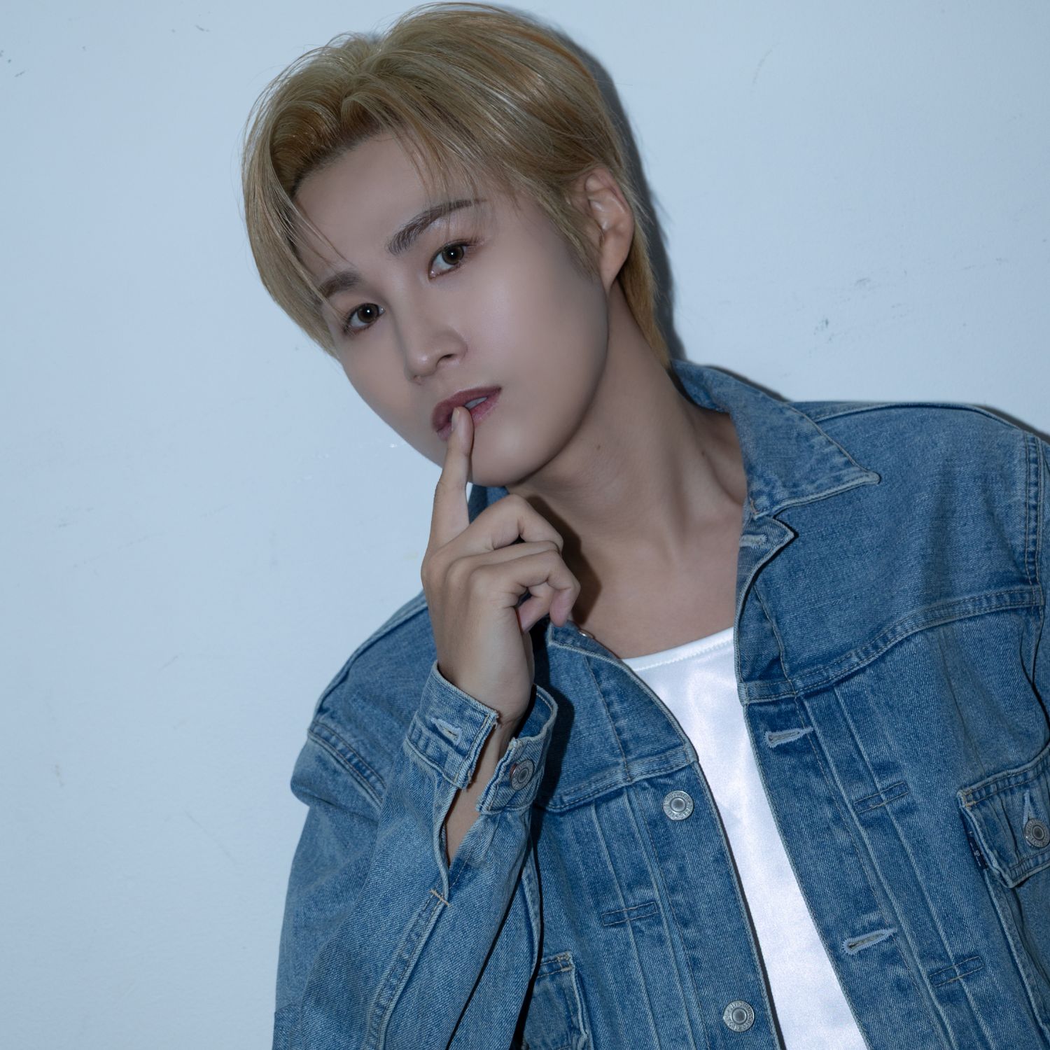 김희재의 비하인드 컷