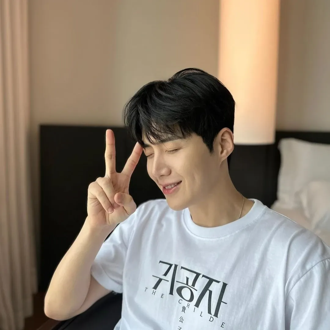 김선호 최근 활동샷