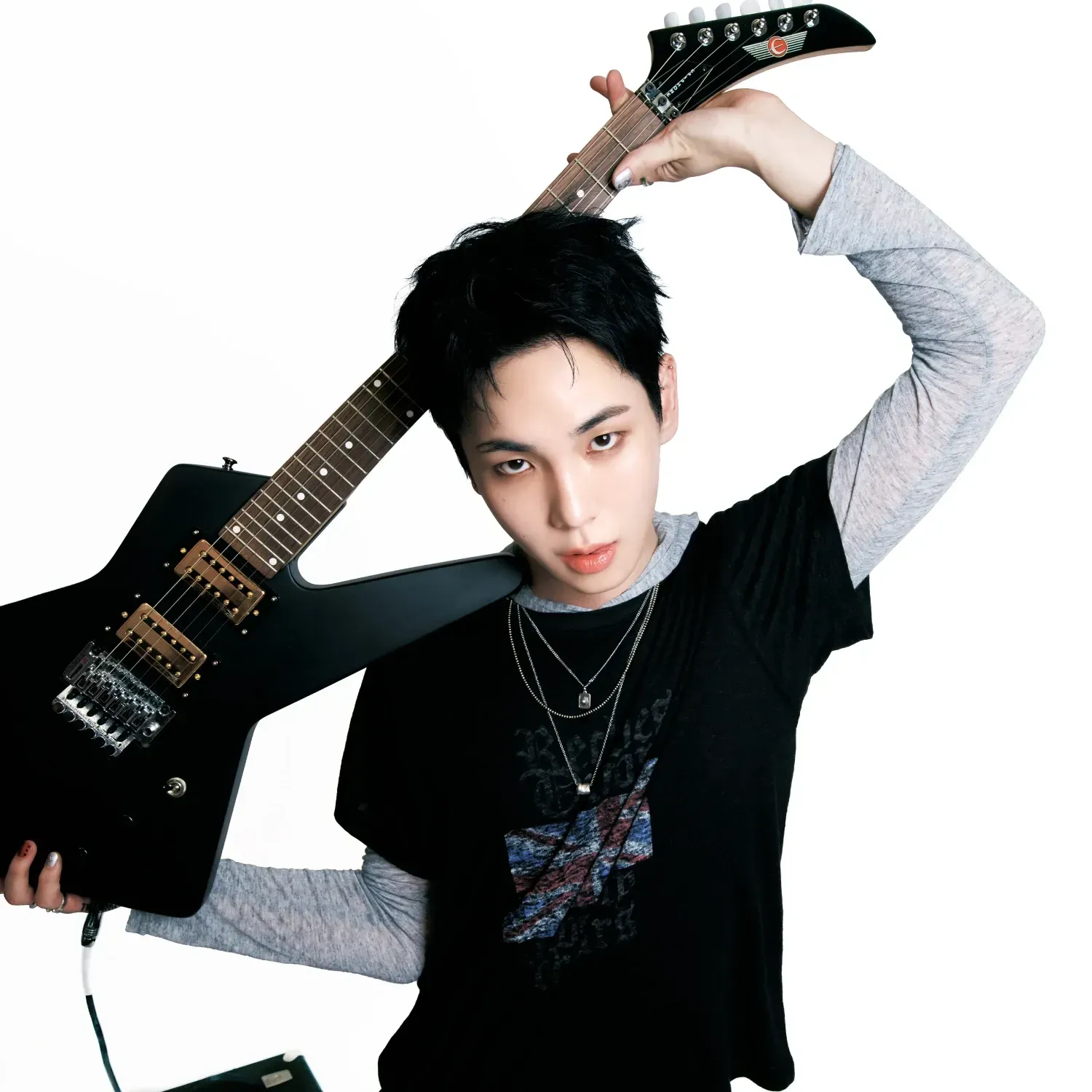 Behind-the-scenes cut of Key