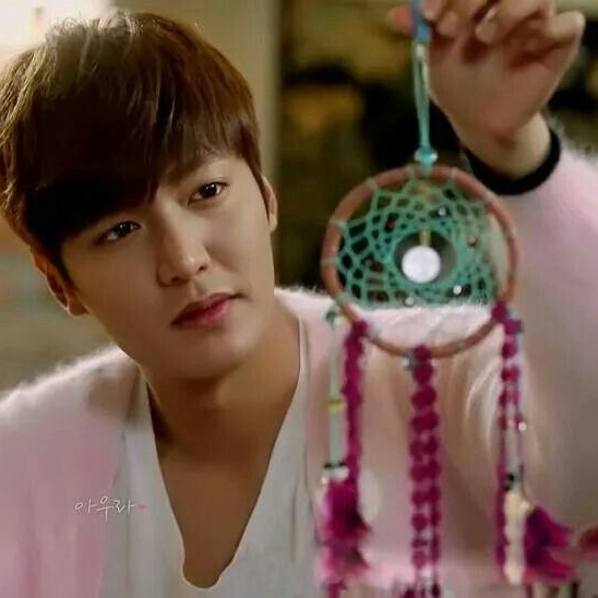 Recent activity shot of Lee Minho