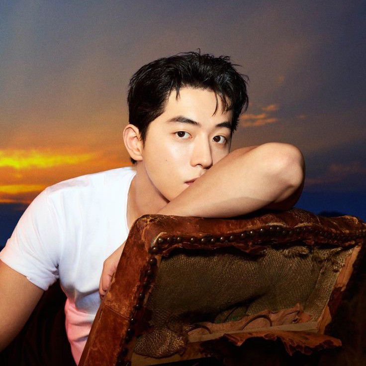 Behind-the-scenes cut of Nam Joohyuk