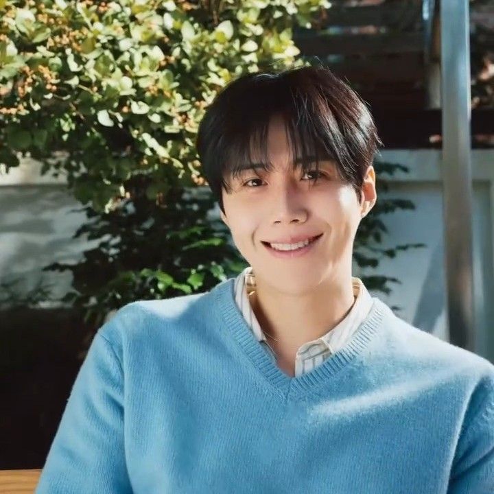 Foto kegiatan terbaru dari Kim Seonho