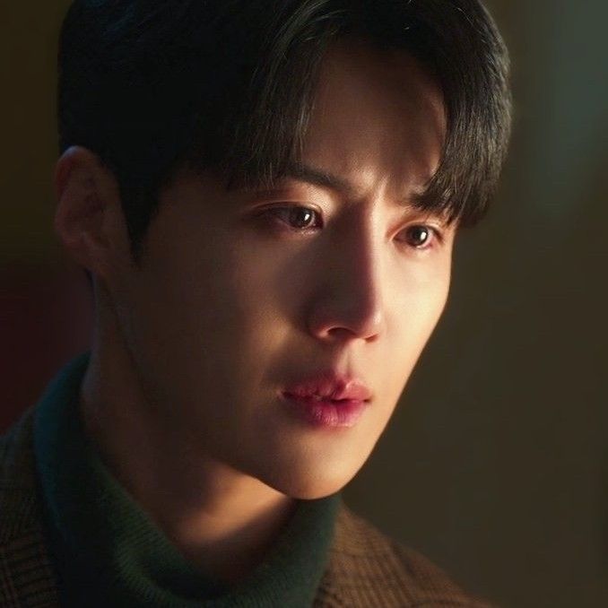 粉丝拍下的金宣虎瞬间