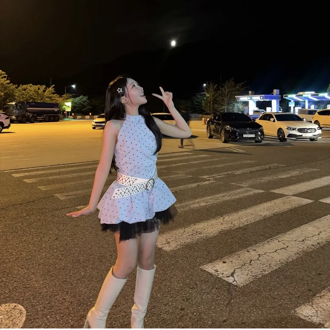Behind-the-scenes cut of Gil Ryeowon