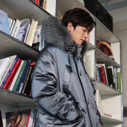Cuplikan di balik layar dari Kim Jaewook