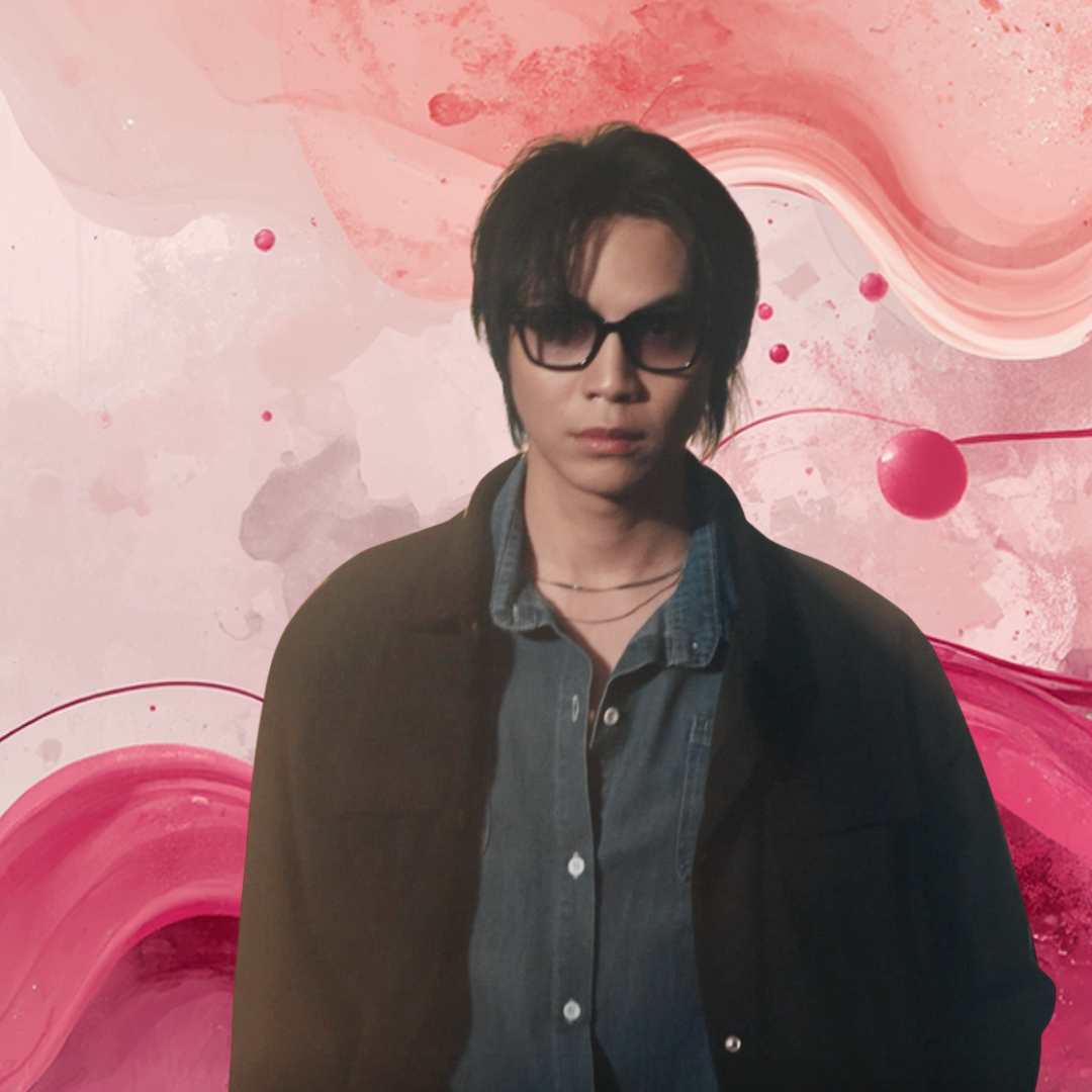 A moment captured by a fan of First Kanaphan Puitrakul