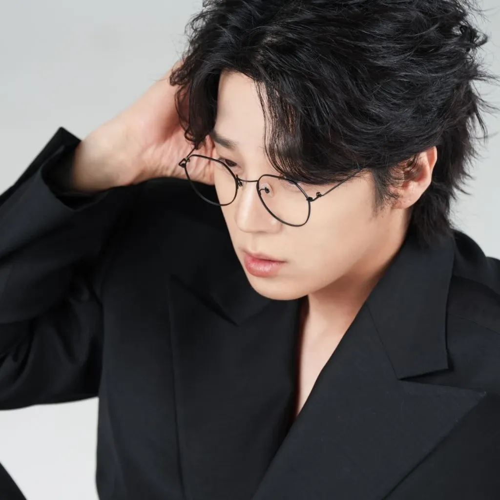 Latest photo of Park Jihoo (Mr. Trot 3)