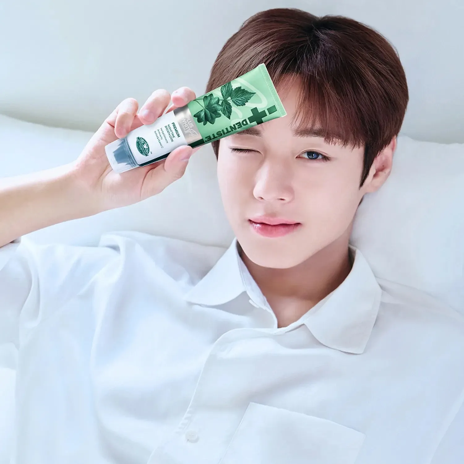 Recent activity shot of Park Jihoon