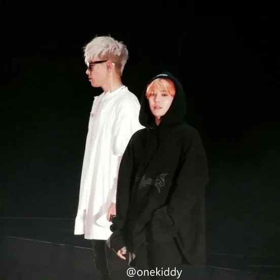 A moment captured by a fan of T.O.P