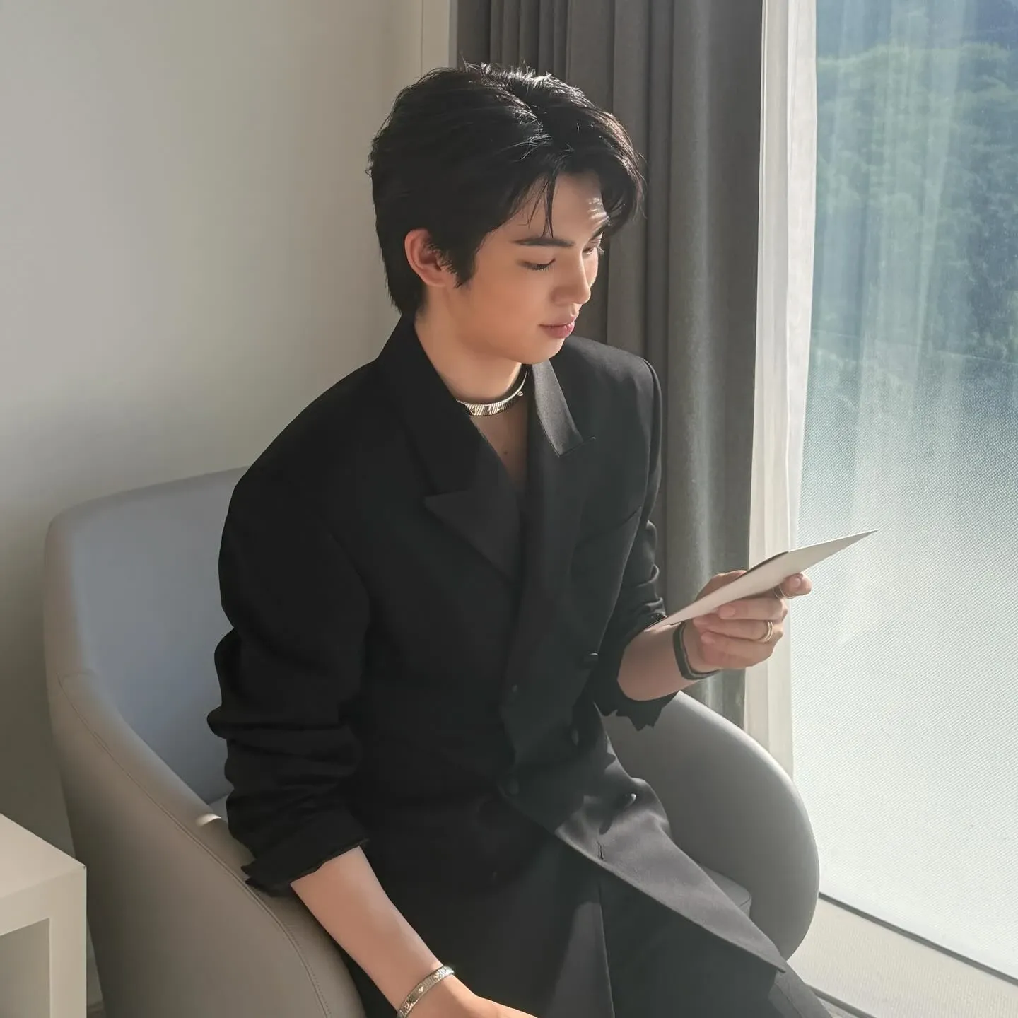 Behind-the-scenes cut of Cha Junhwan