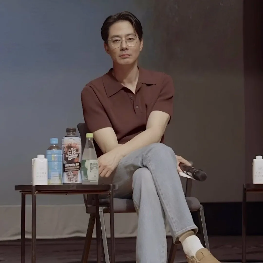Recent activity shot of Jo Insung