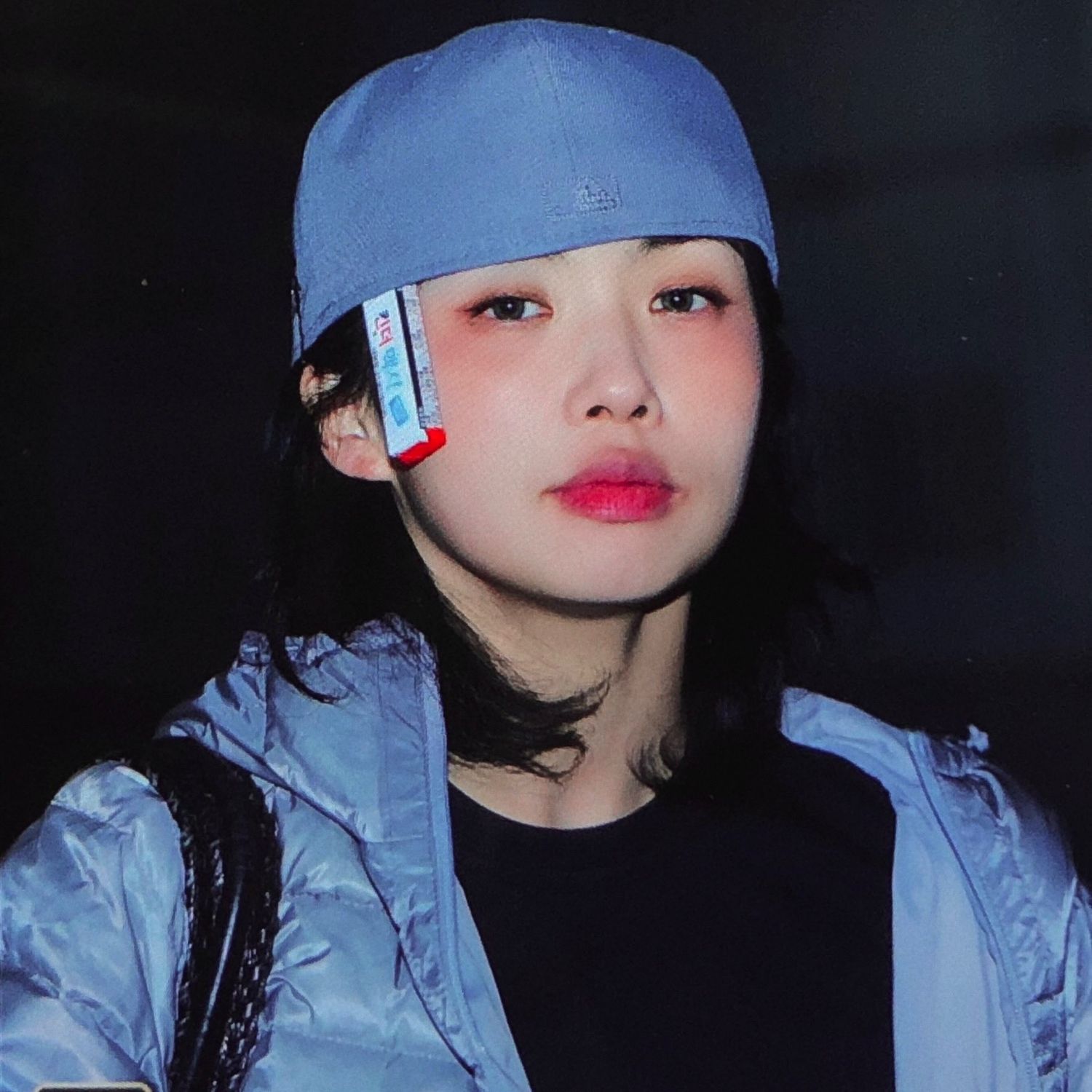 Behind-the-scenes cut of Aiki