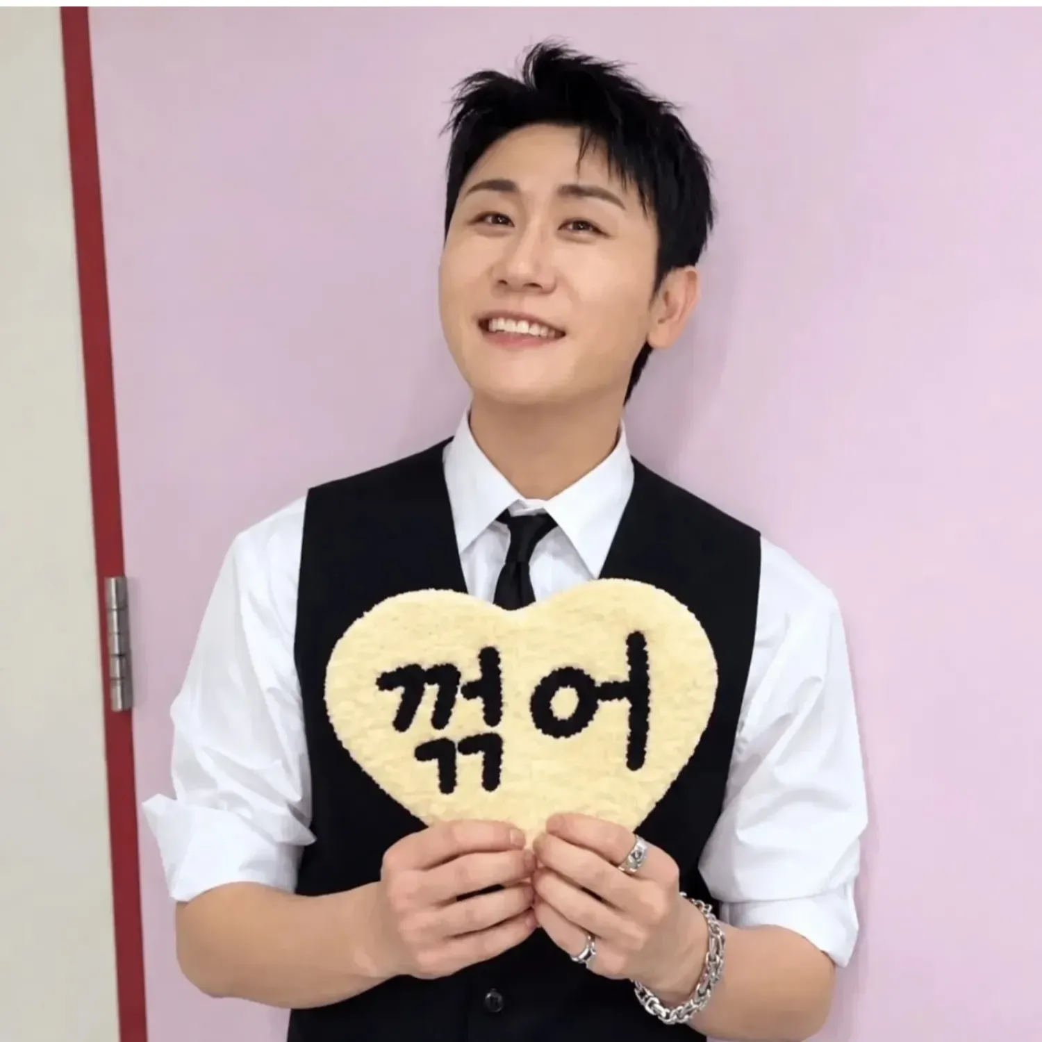영탁의 비하인드 컷
