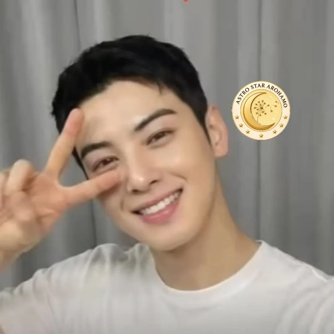 A moment captured by a fan of Cha Eunwoo
