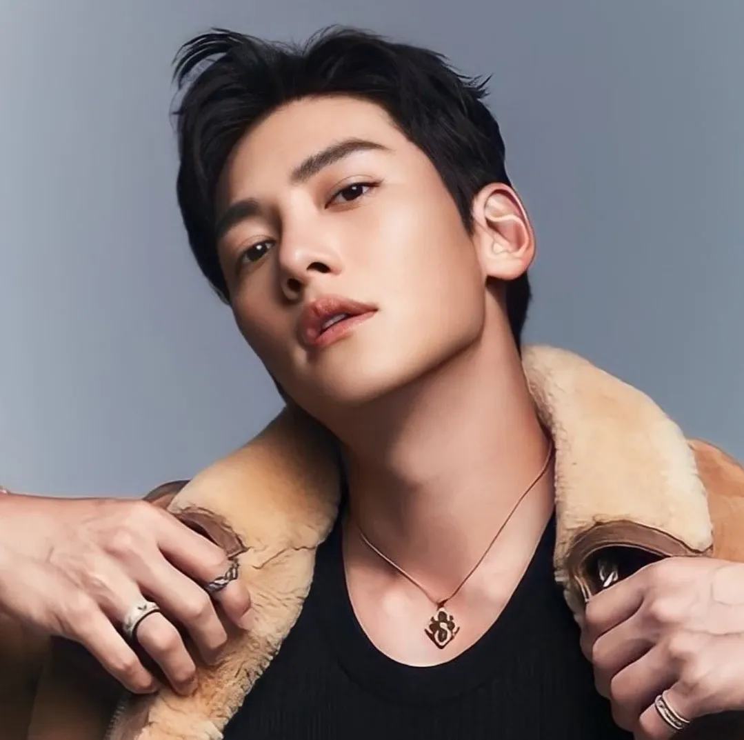 Behind-the-scenes cut of Ji Changwook