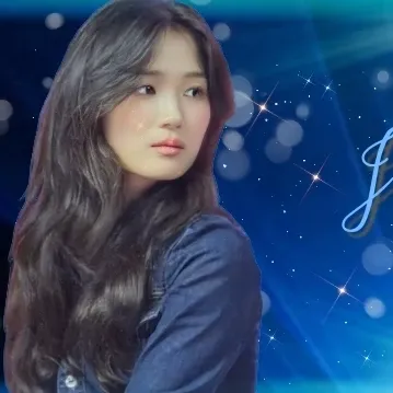 Latest photo of Kim Hyeyoon
