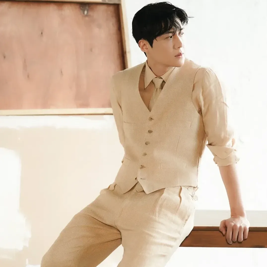 Recent activity shot of Kim Seonho