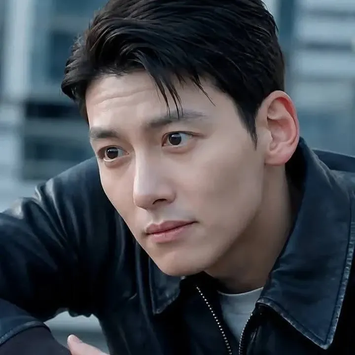 Behind-the-scenes cut of Ji Changwook