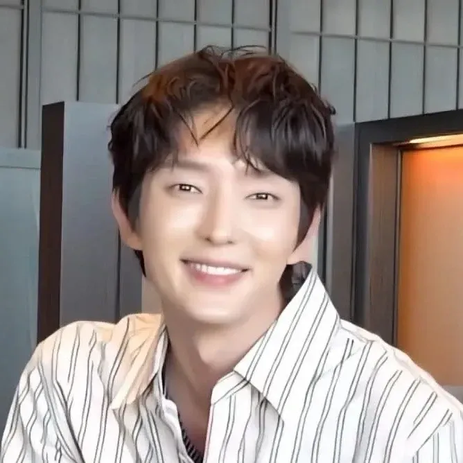 이준기 최근 활동샷