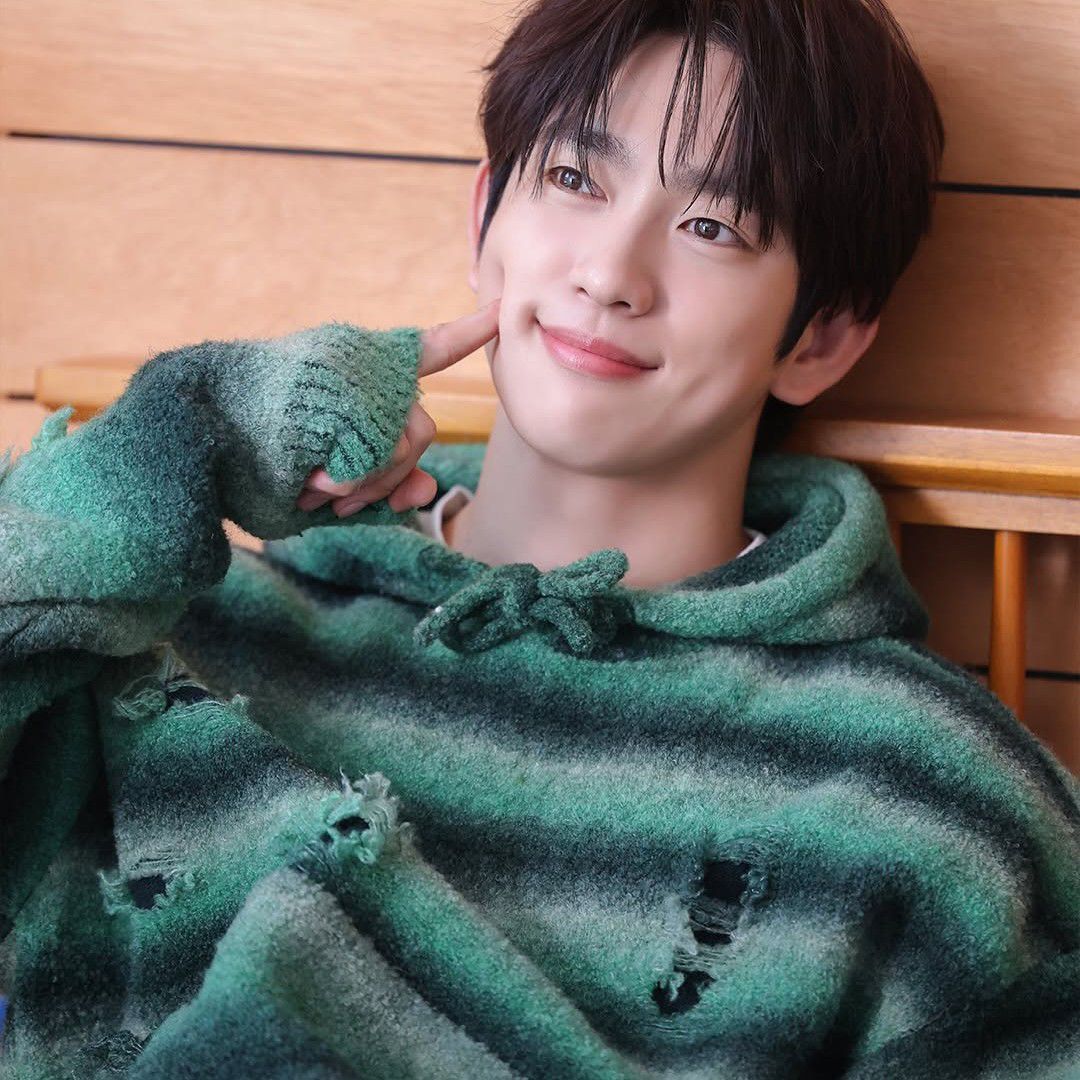 粉丝拍下的朴珍荣瞬间