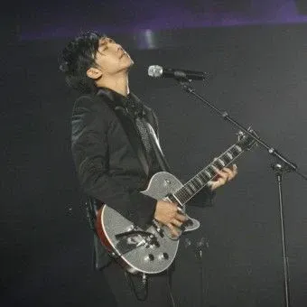 Behind-the-scenes cut of Lee Seunggi