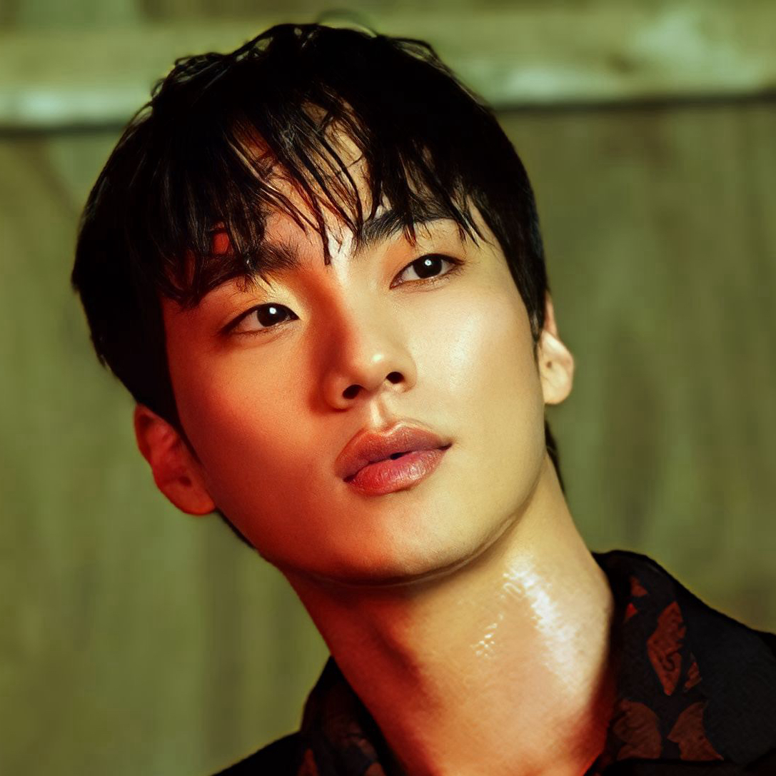 Behind-the-scenes cut of Lee Hongnae