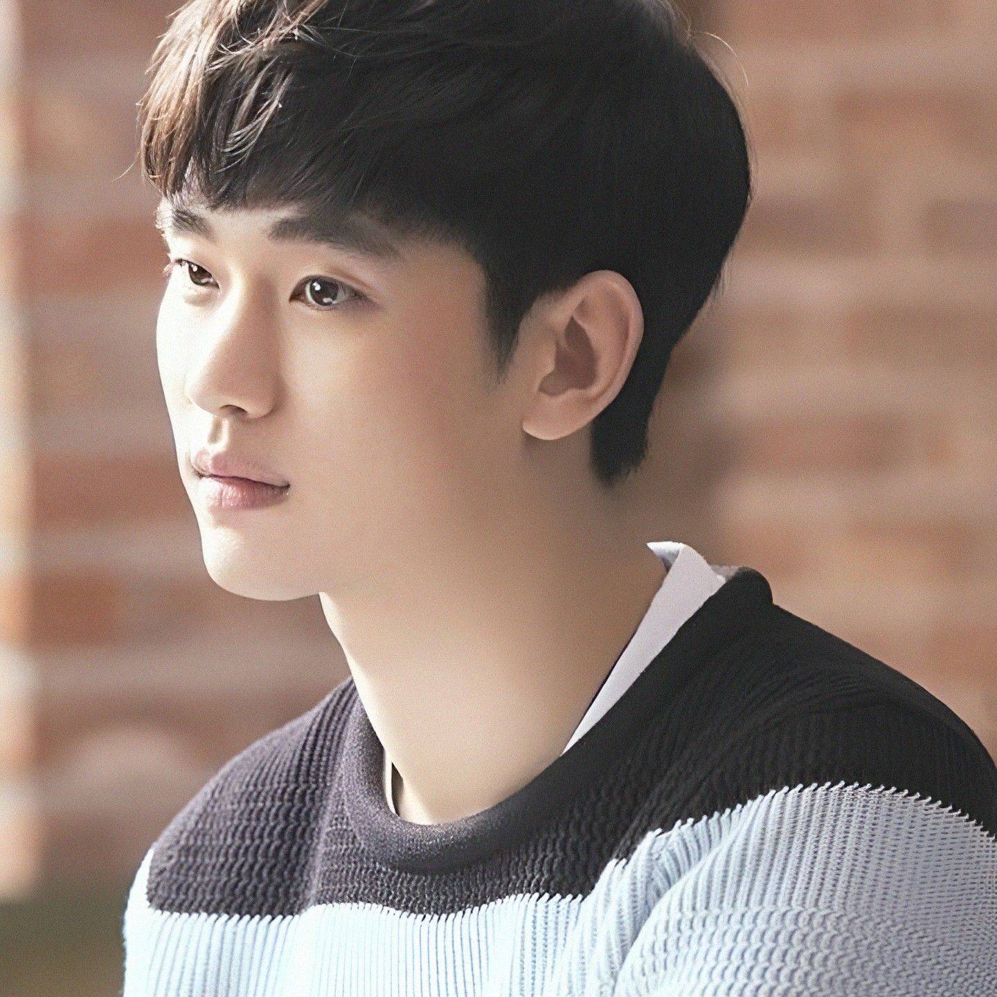 Behind-the-scenes cut of Kim Soohyun