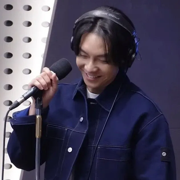 Latest photo of Lee Seunggi