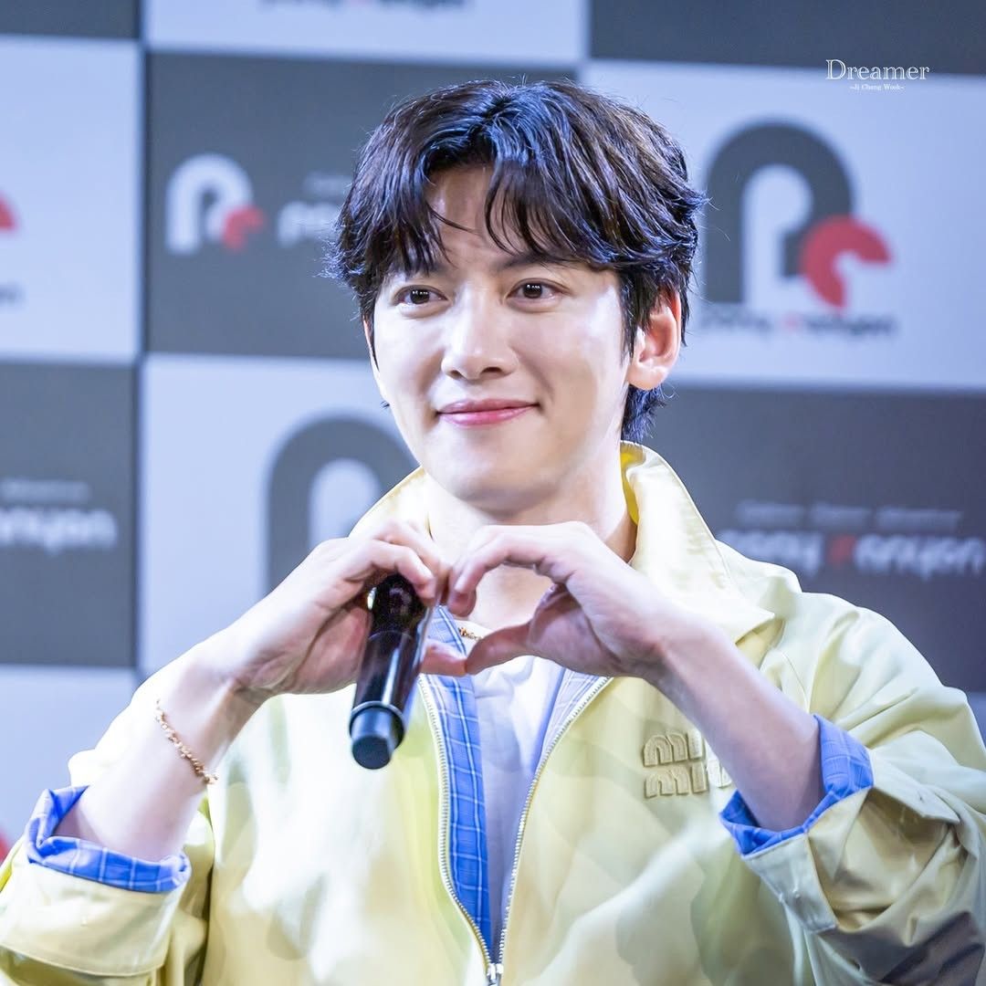 Cuplikan di balik layar dari Ji Changwook