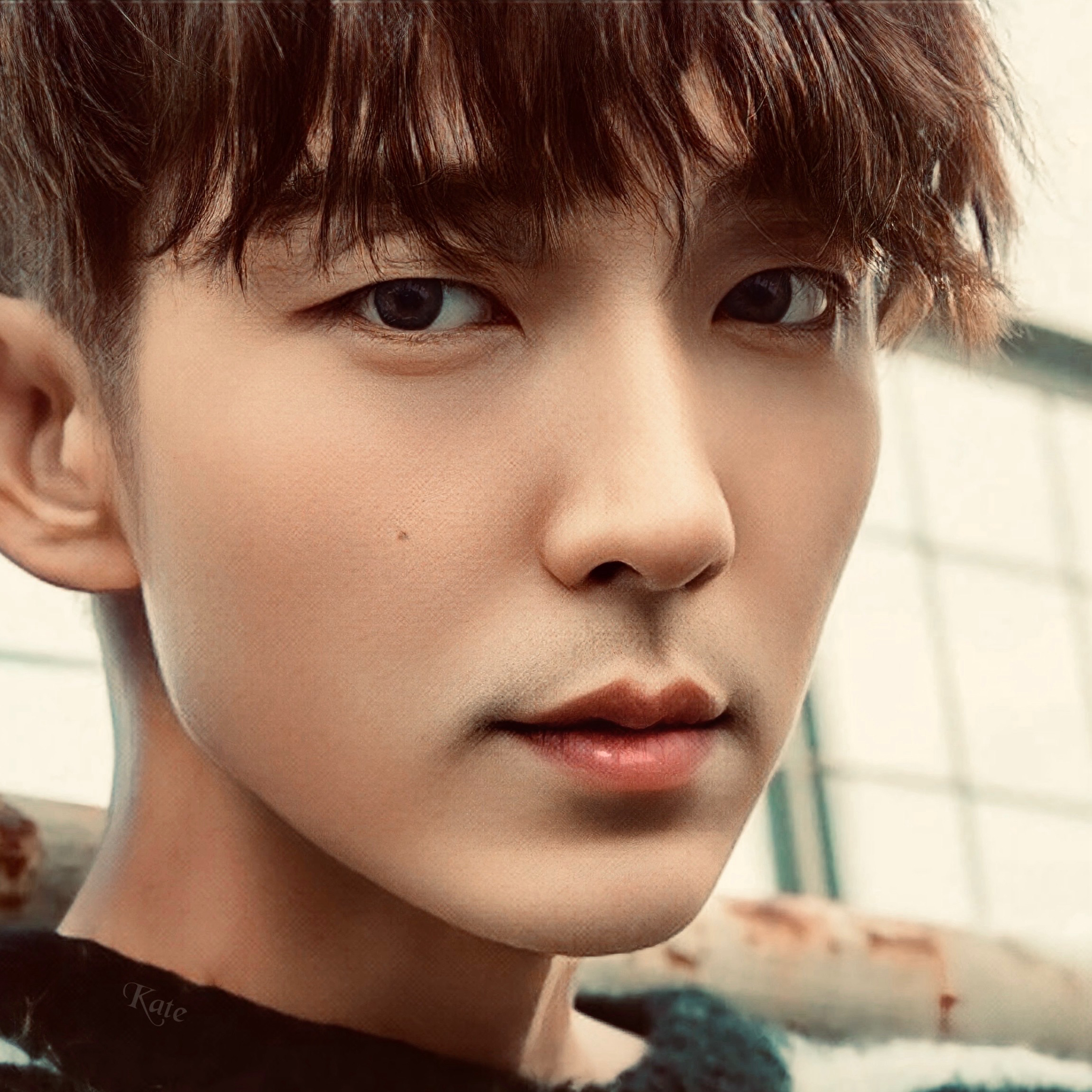 Behind-the-scenes cut of Lee Joongi