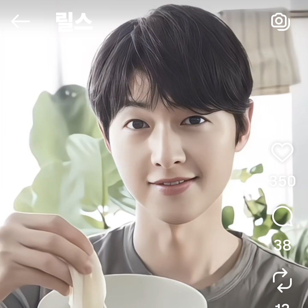 ソン・ジュンギの最新写真