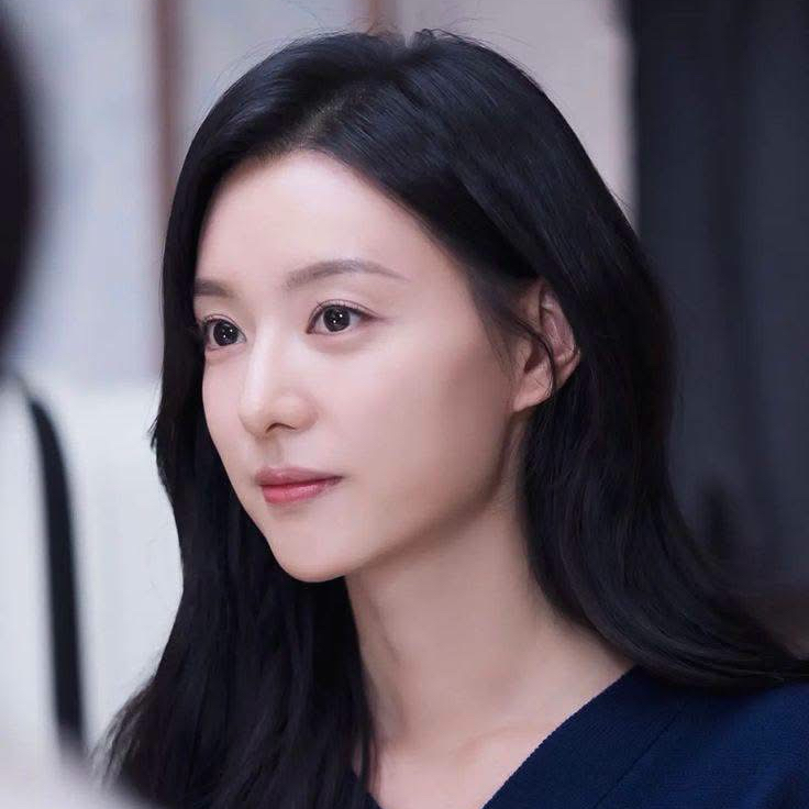 A moment captured by a fan of Kim Jiwon