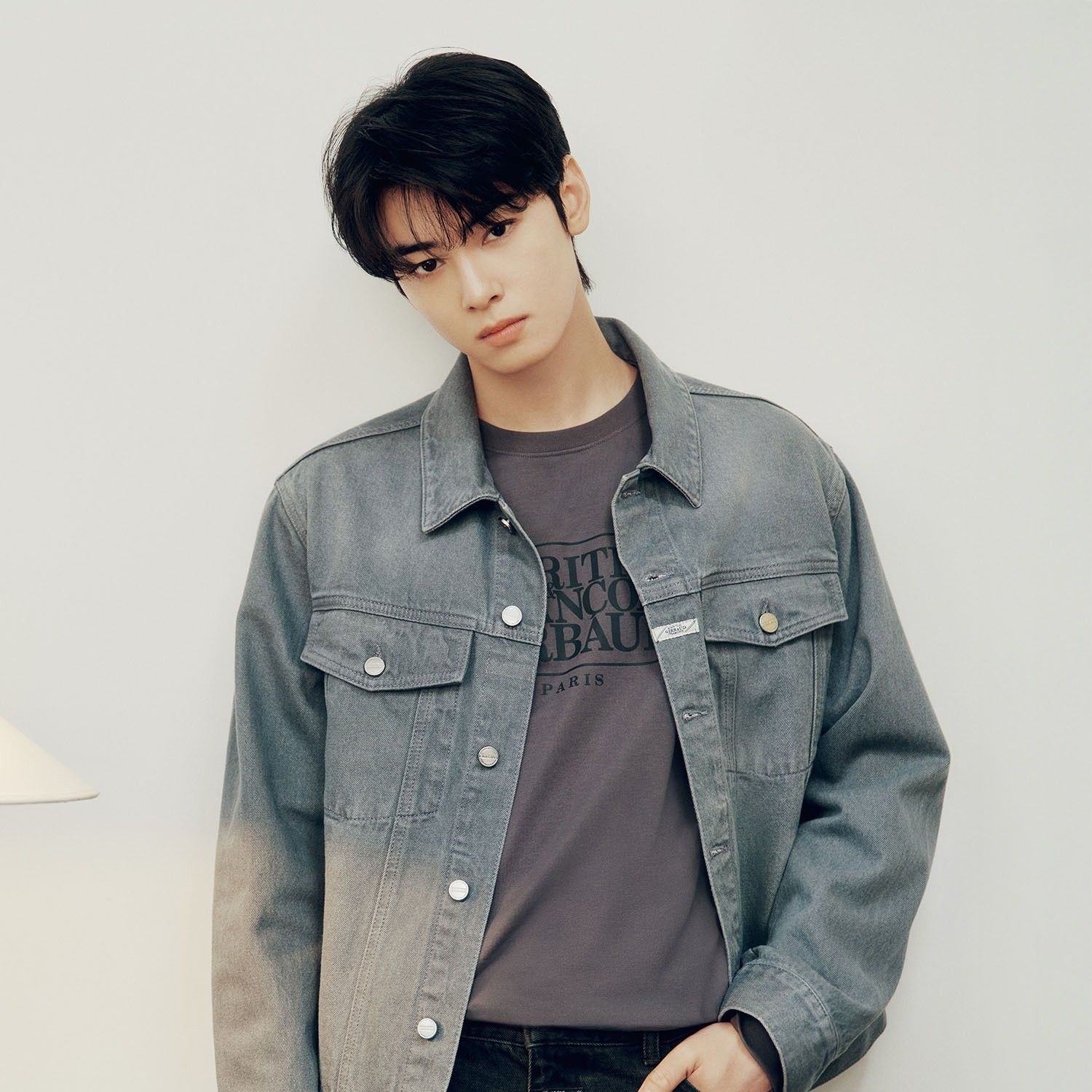 Latest photo of Cha Eunwoo