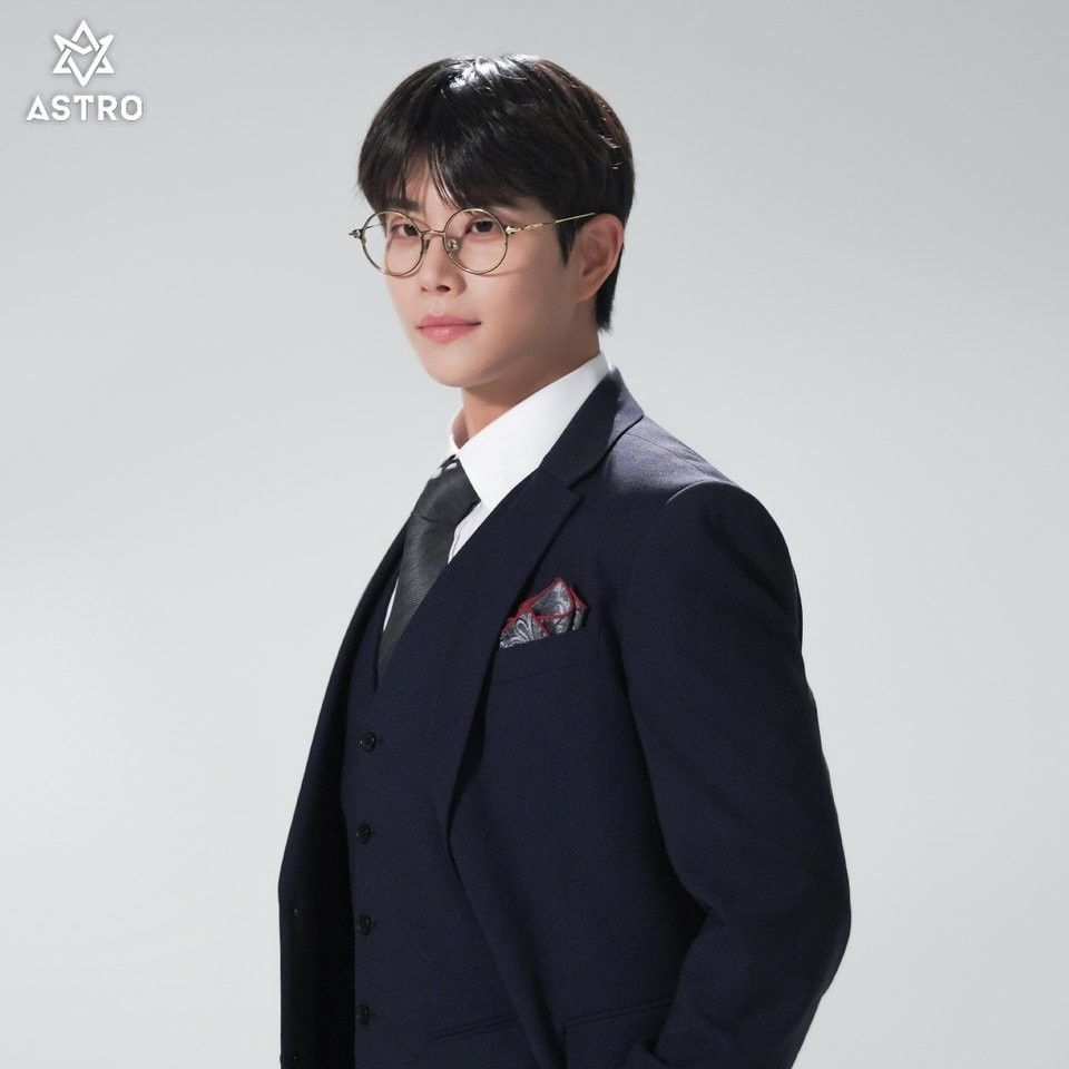 粉丝拍下的车银优瞬间