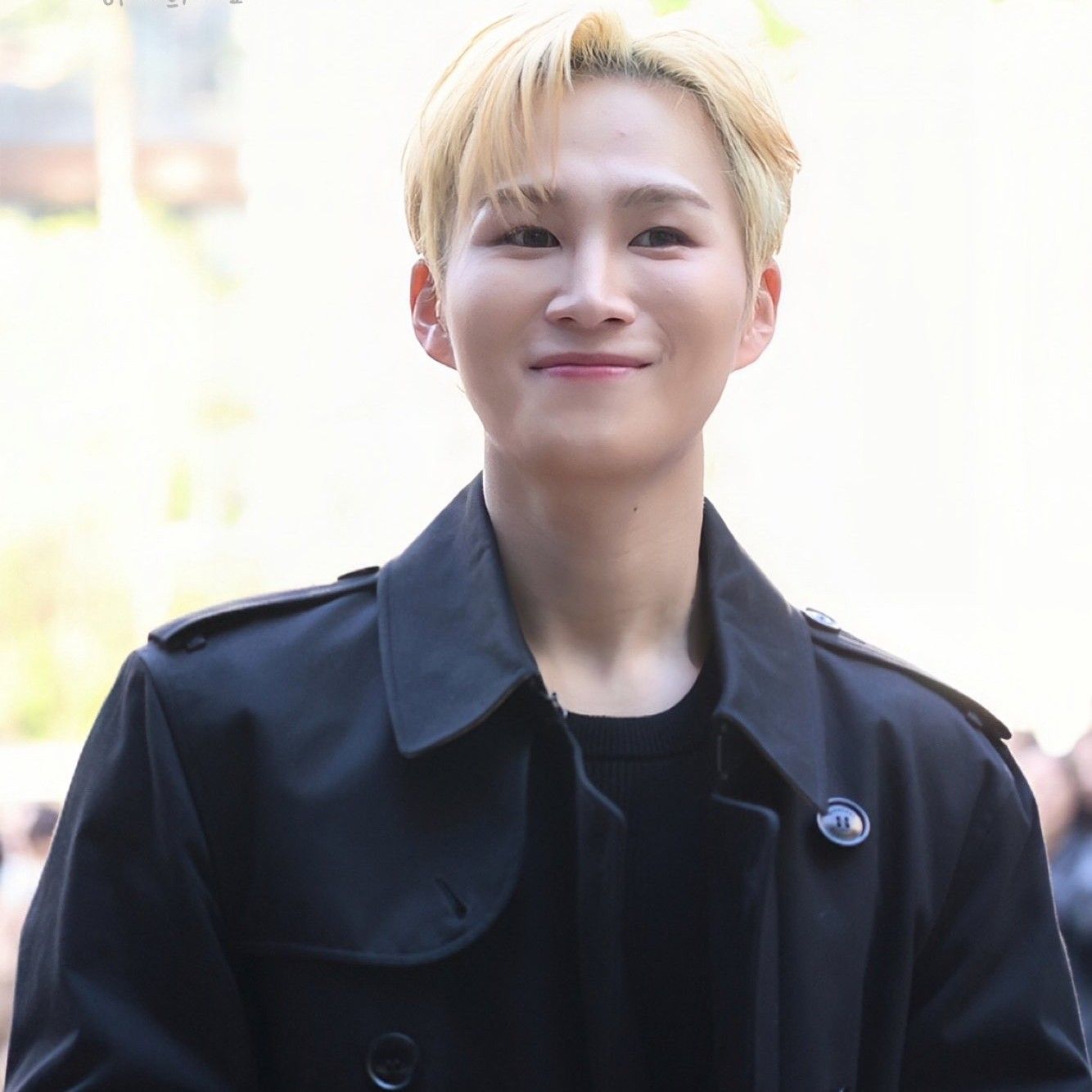 金熙栽的最新照片