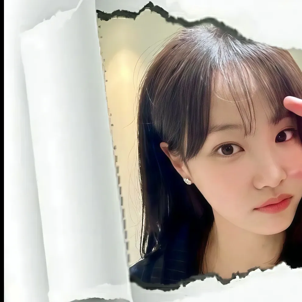 Recent activity shot of Yeonwoo