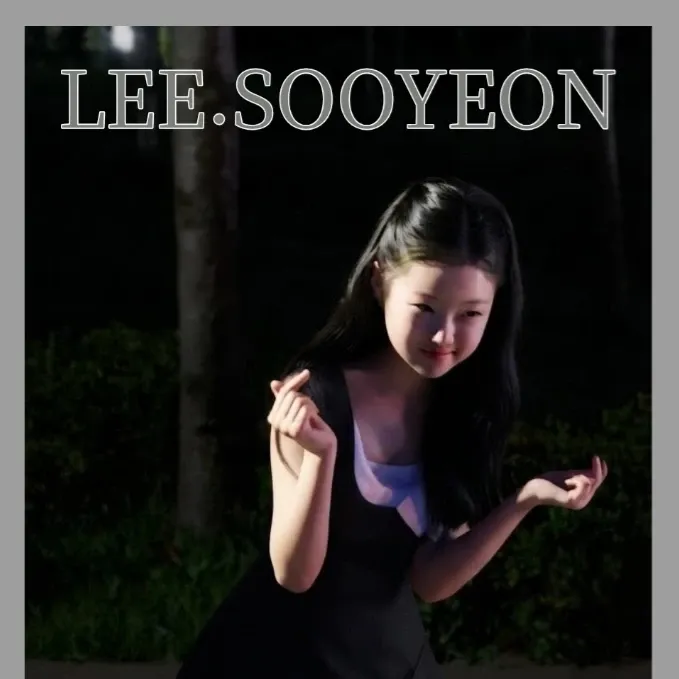 Behind-the-scenes cut of Lee Sooyeon
