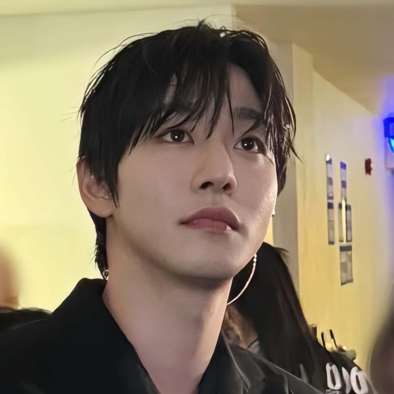 Behind-the-scenes cut of Ahn Hyoseop