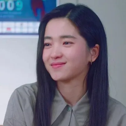 Behind-the-scenes cut of Kim Taeri