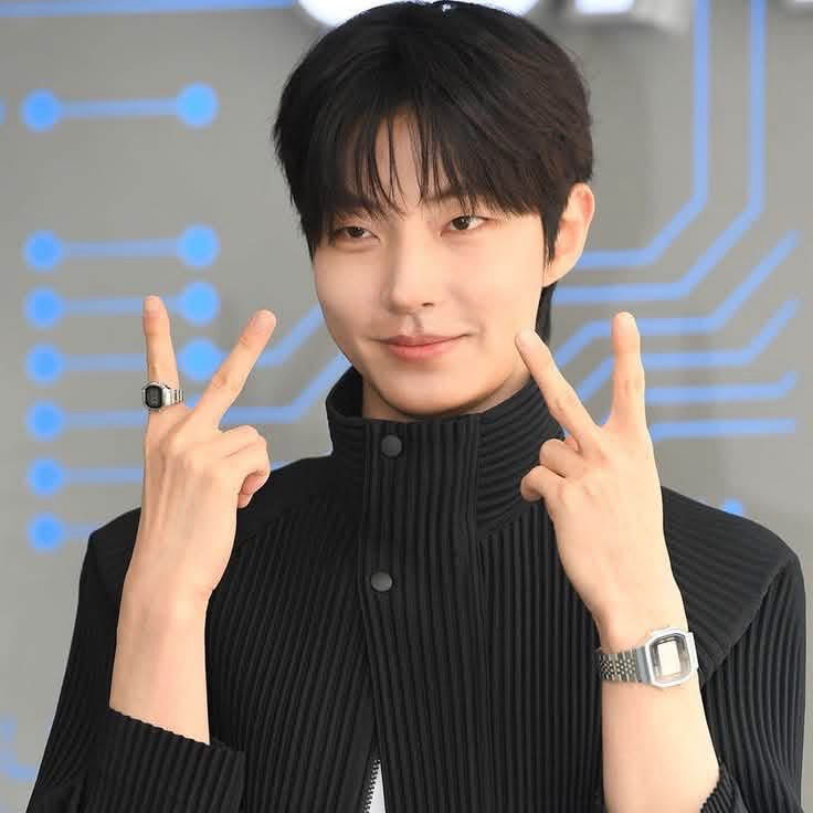 황인엽의 비하인드 컷