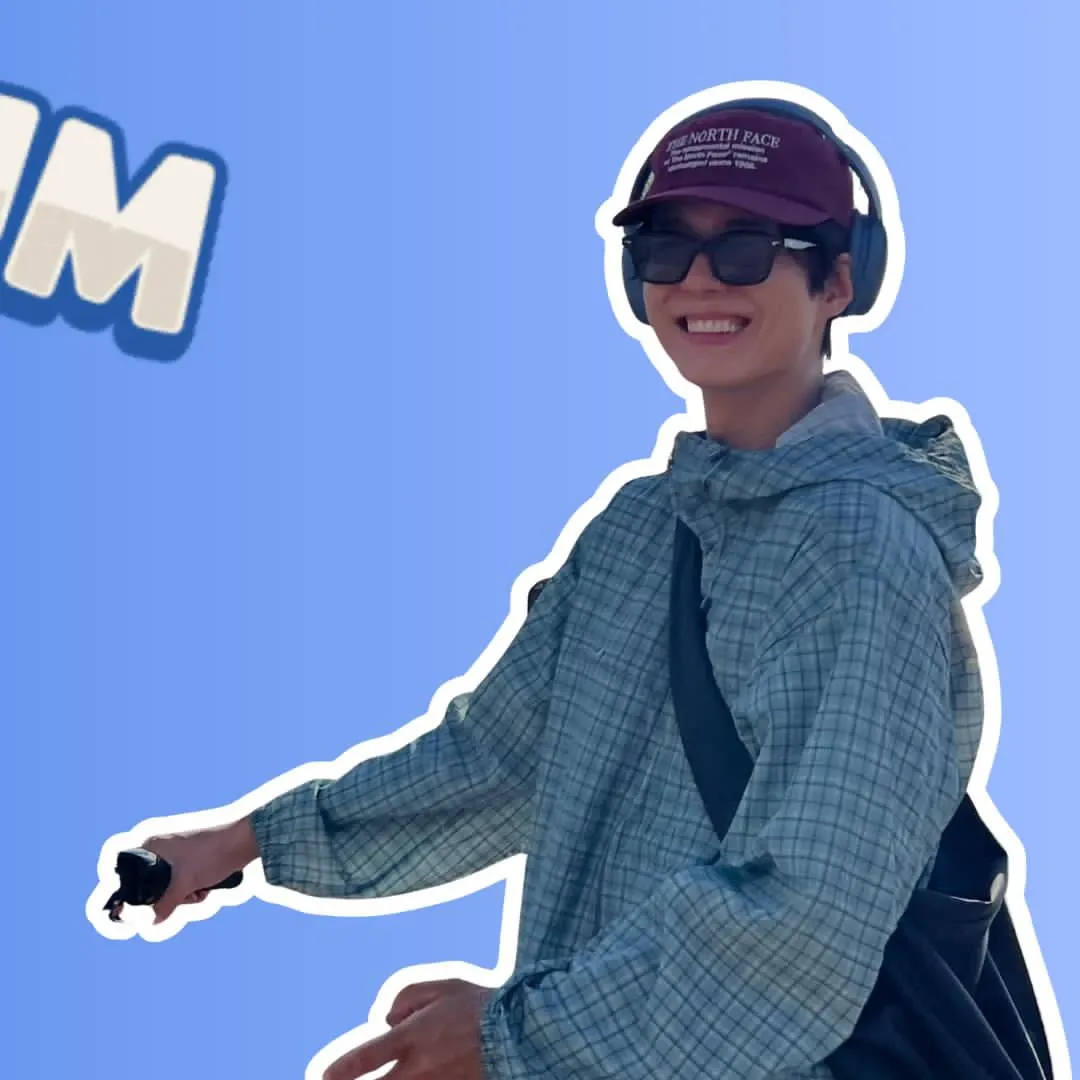 Recent activity shot of Park Bogum