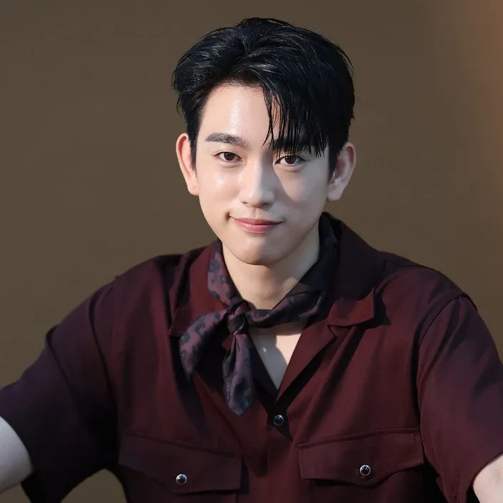 Foto kegiatan terbaru dari Park Jinyoung