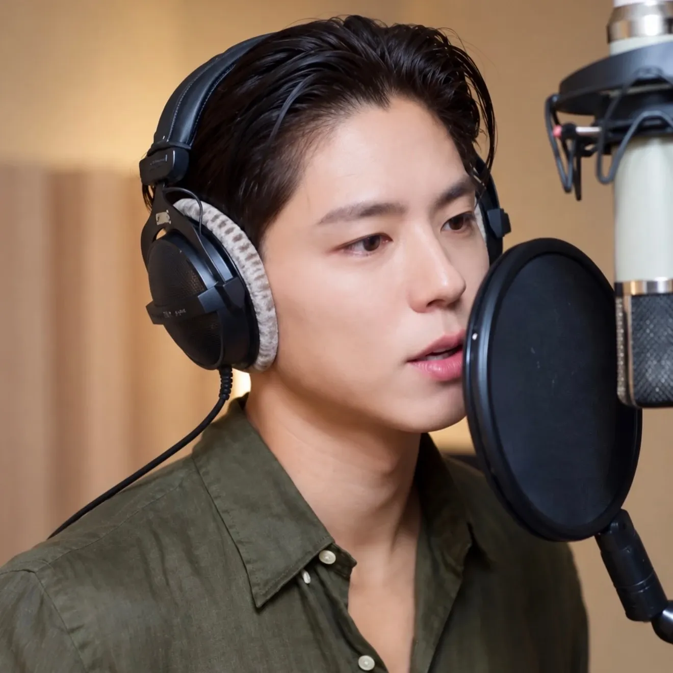 Recent activity shot of Park Bogum