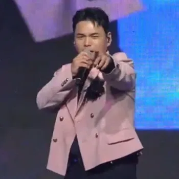 Behind-the-scenes cut of Cheonrokdam